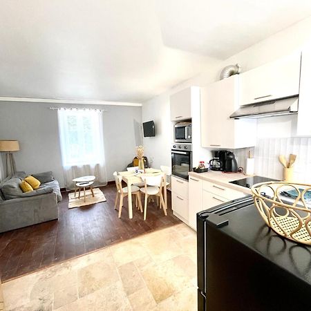 T2 Situe Au Coeur Du Centre Historique De Dinan Apartamento Exterior foto