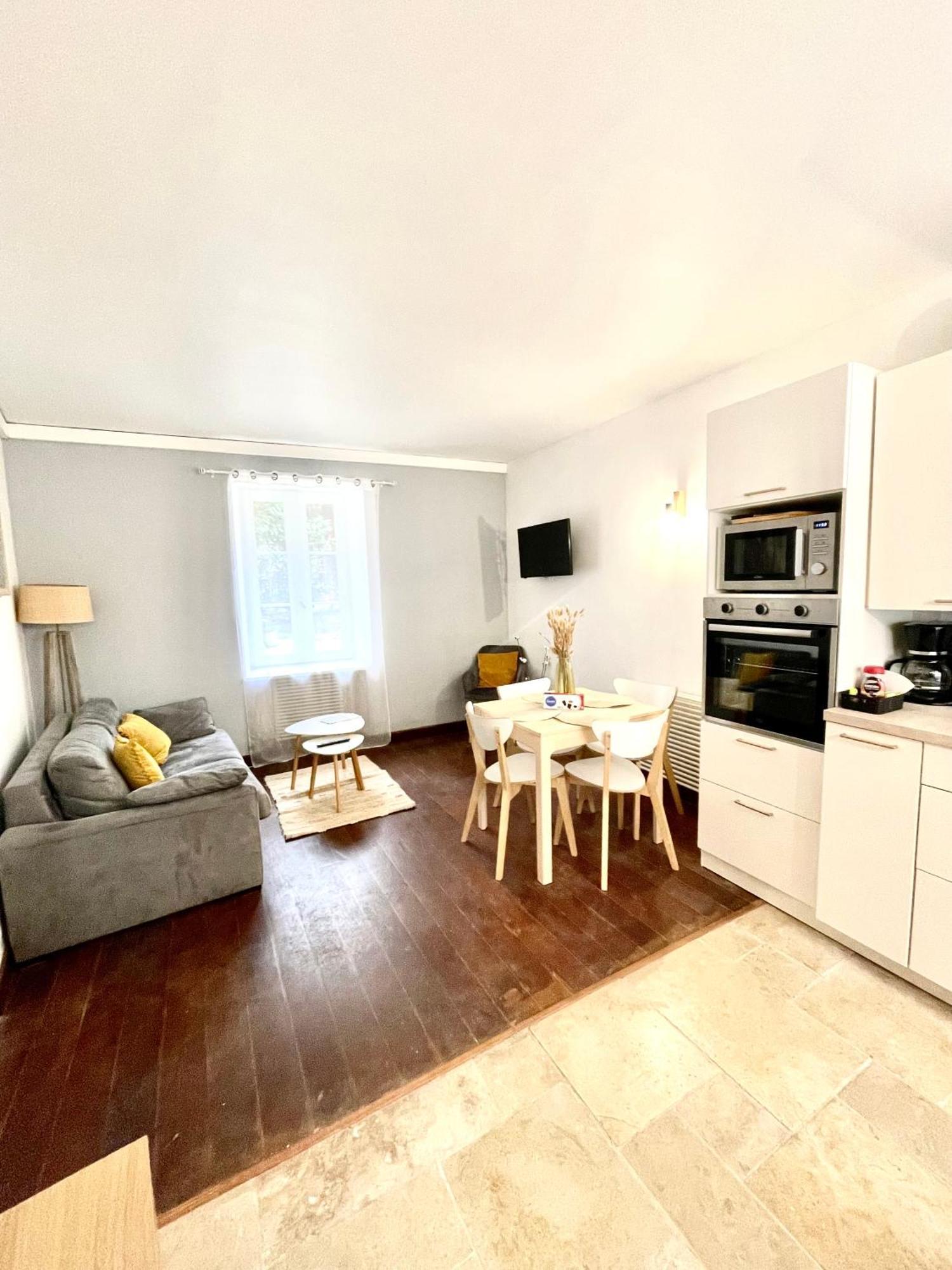 T2 Situe Au Coeur Du Centre Historique De Dinan Apartamento Exterior foto